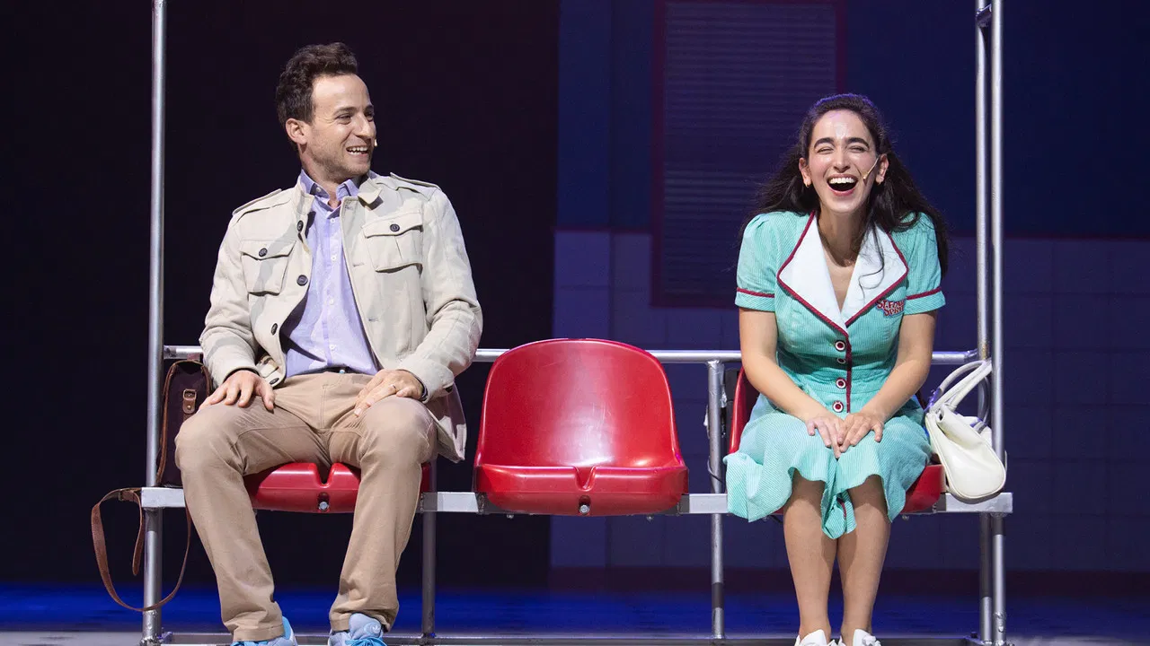 Waitress - The Musical: Cameri backdrop