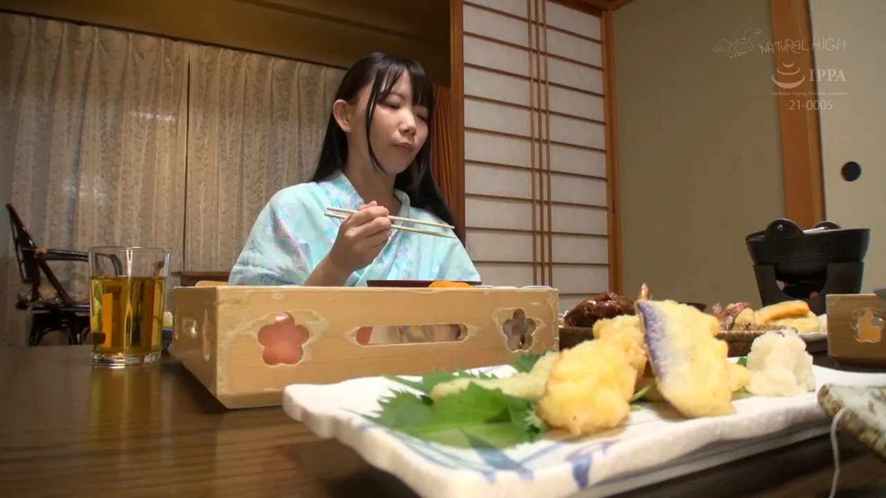 離婚してもう会えないエロい乳首した人懐っこい義娘と最後の温泉旅行で小さなマ○コをこじ開け中出しするまでの記録 backdrop