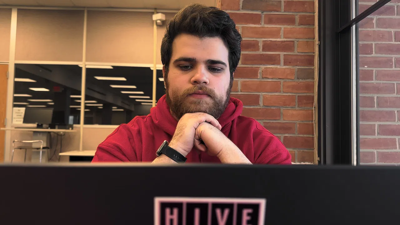 Last Minute backdrop