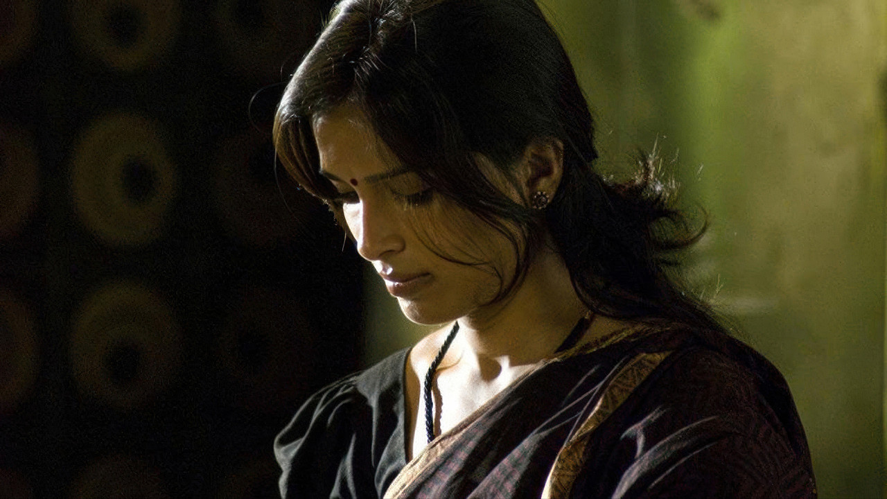 Aaranya Kaandam backdrop