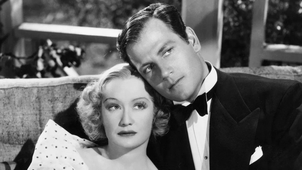 Woman Chases Man backdrop