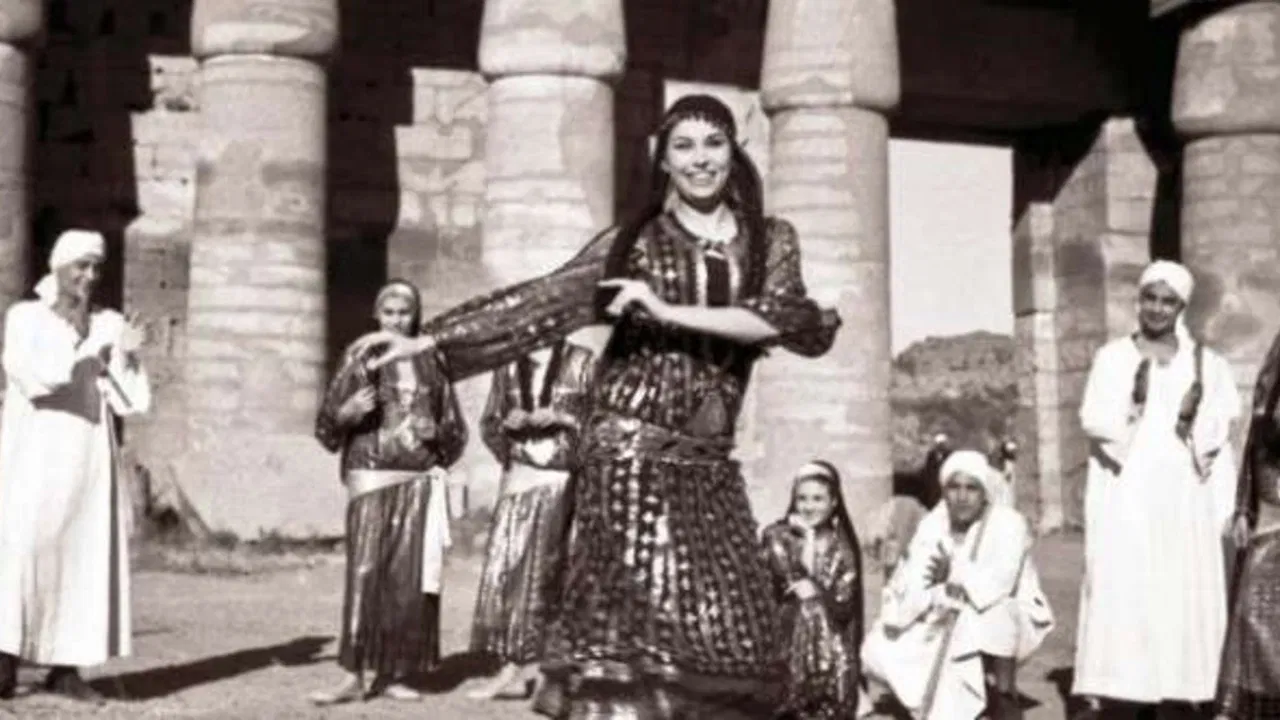 Love in Karnak backdrop