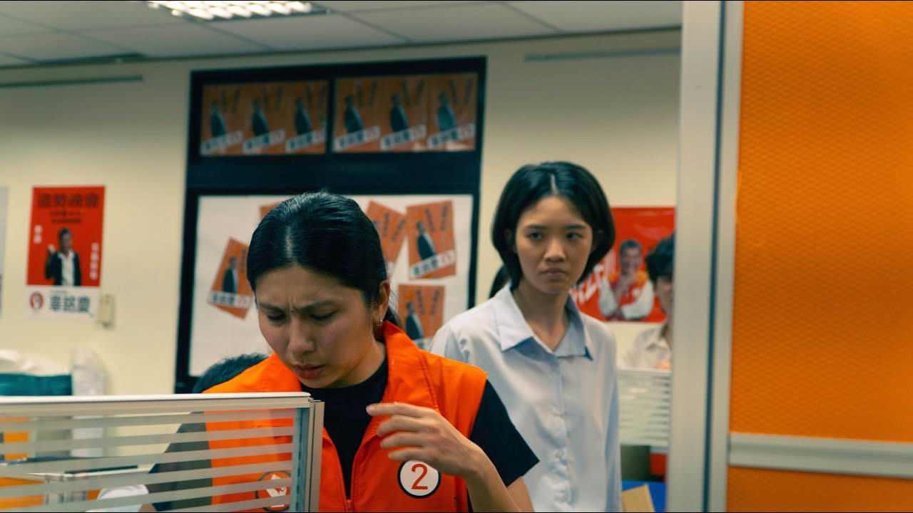 嘔吐一百回 backdrop