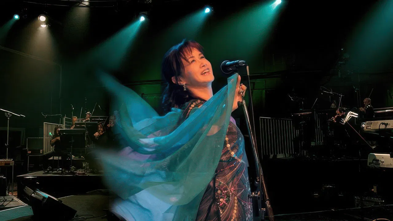 中島みゆき ライヴ! Live at Sony Pictures Studios in L.A. backdrop