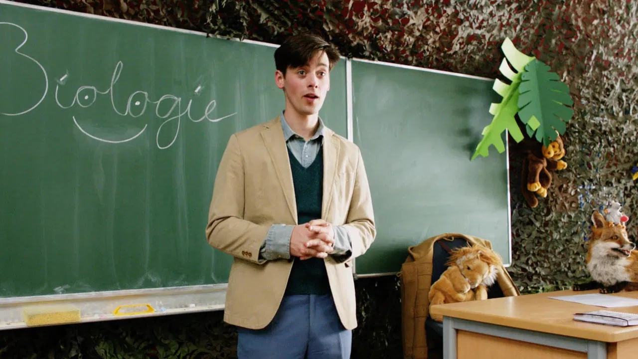 Mister Twister: Class of Fun backdrop