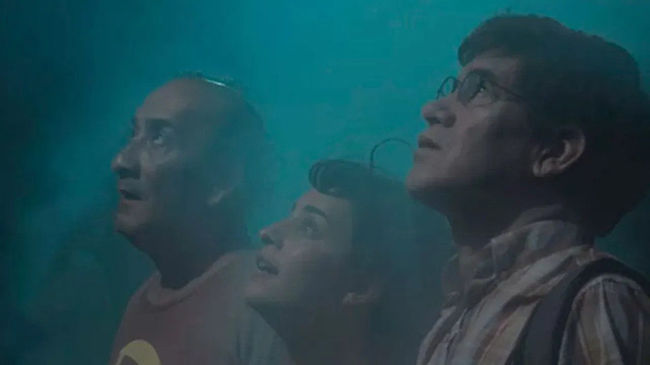 La luz mala backdrop