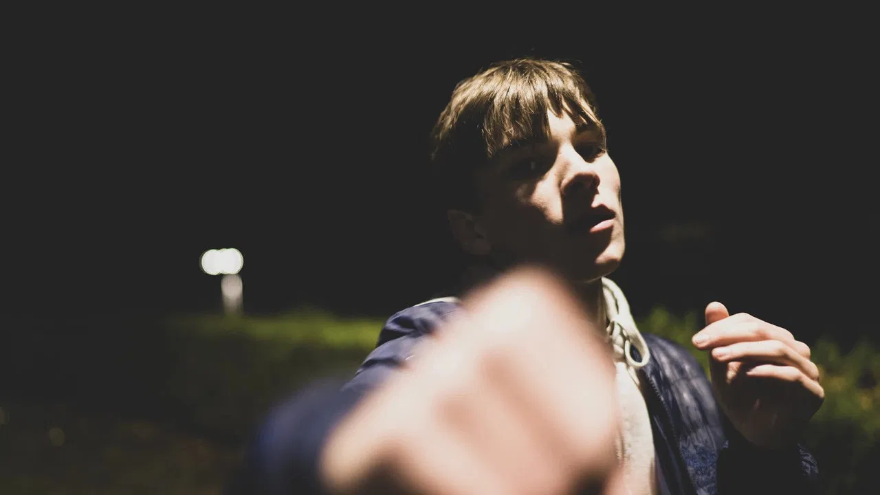 Bibliothèque rose backdrop