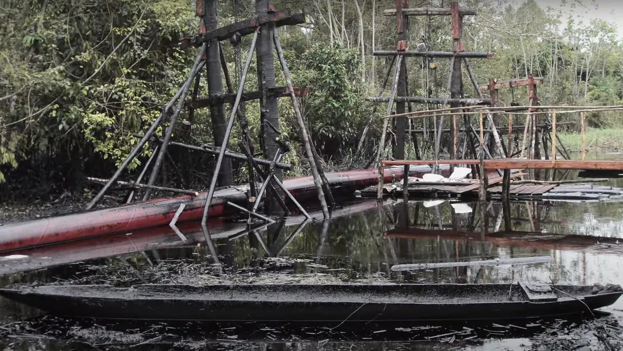 La cara oculta de un derrame backdrop