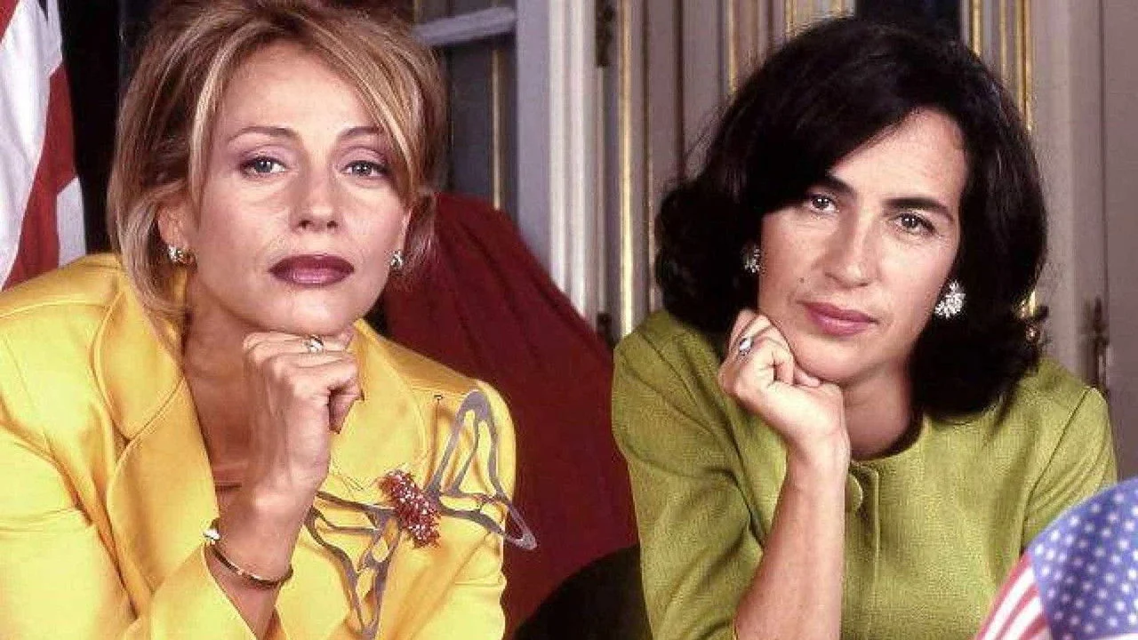 A Mulher que Acreditava Ser Presidente dos EUA backdrop