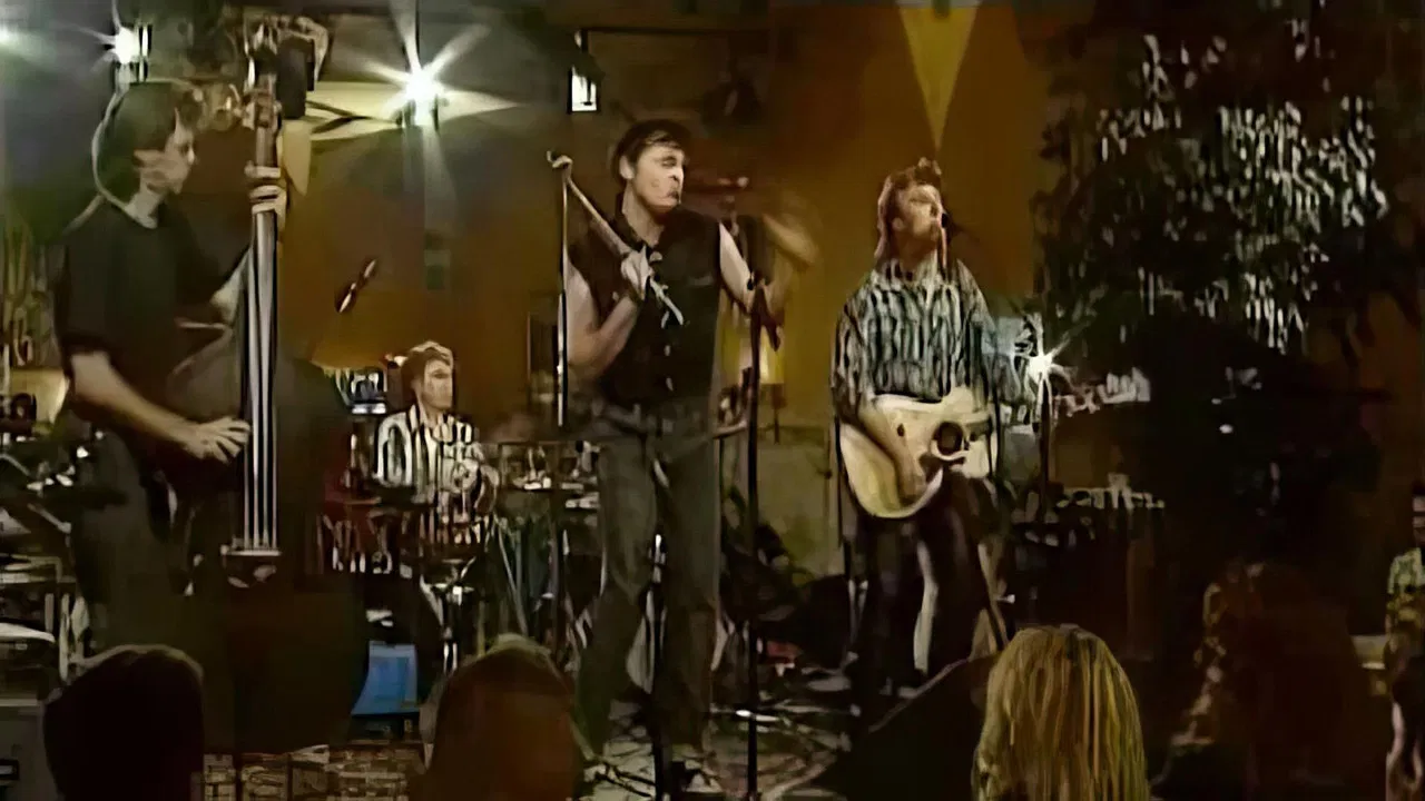 Golden Earring: The Naked Truth backdrop