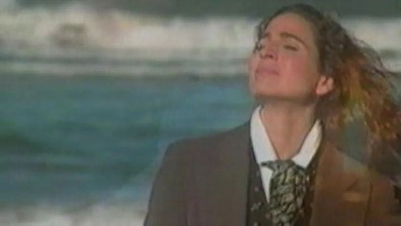 Cynara: Poetry in Motion backdrop