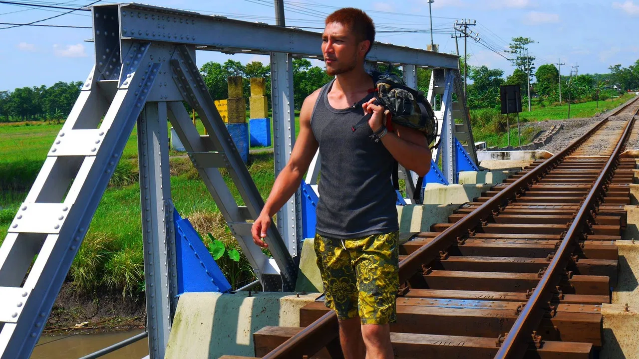 型男闖世界 backdrop