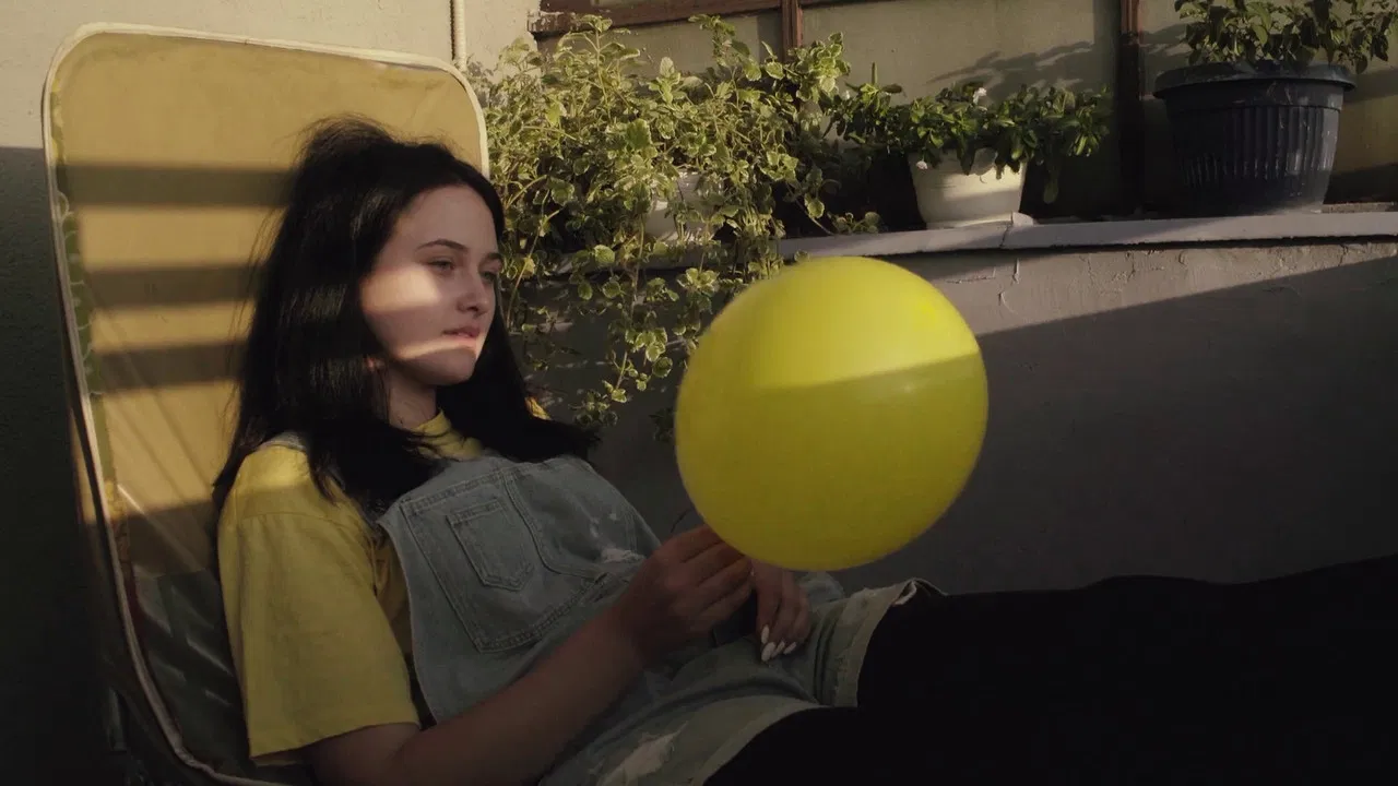 The girl who loves yellow backdrop