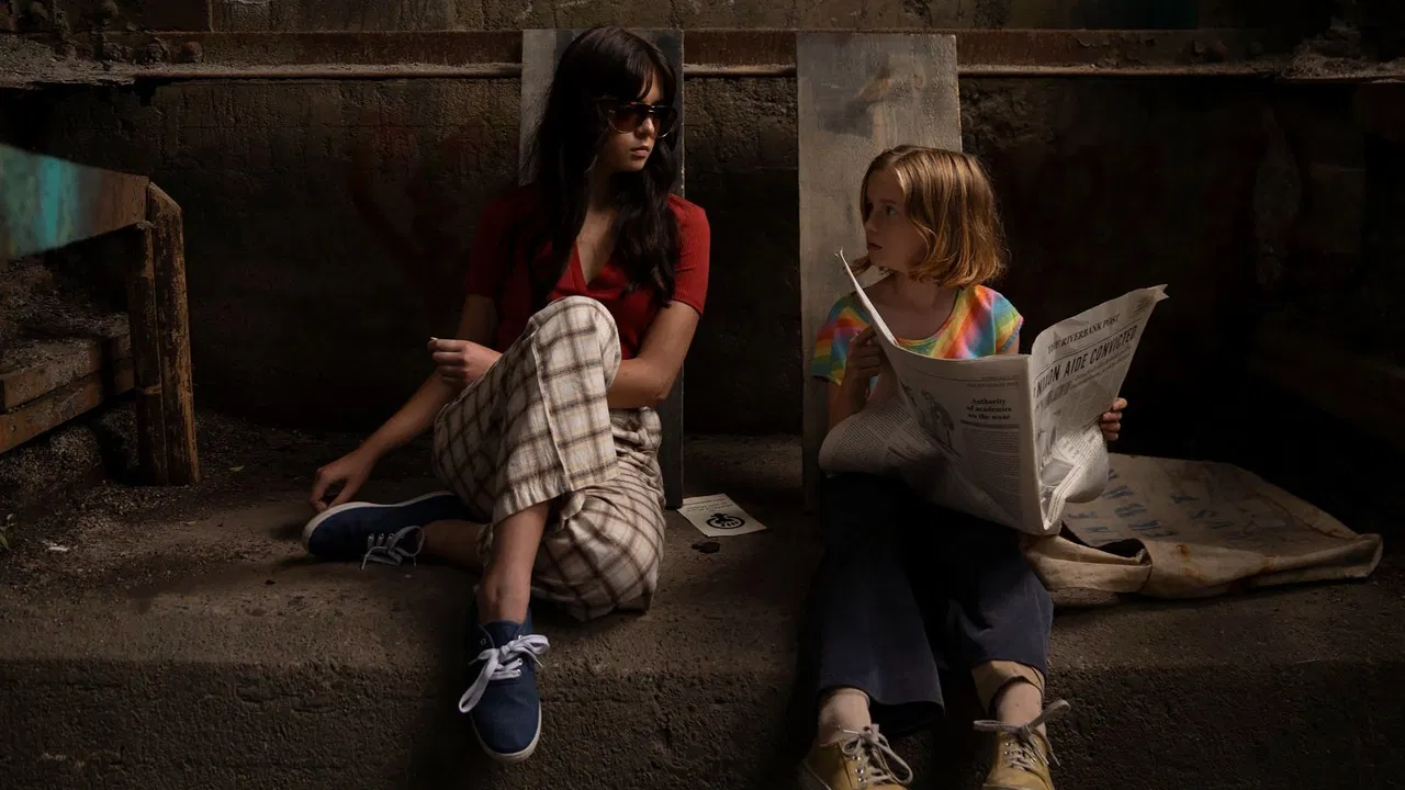 Monica's News backdrop