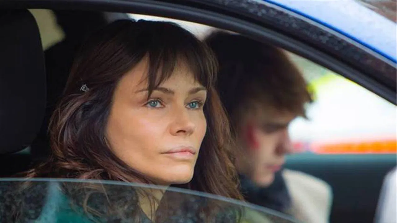 The Habit of Beauty backdrop