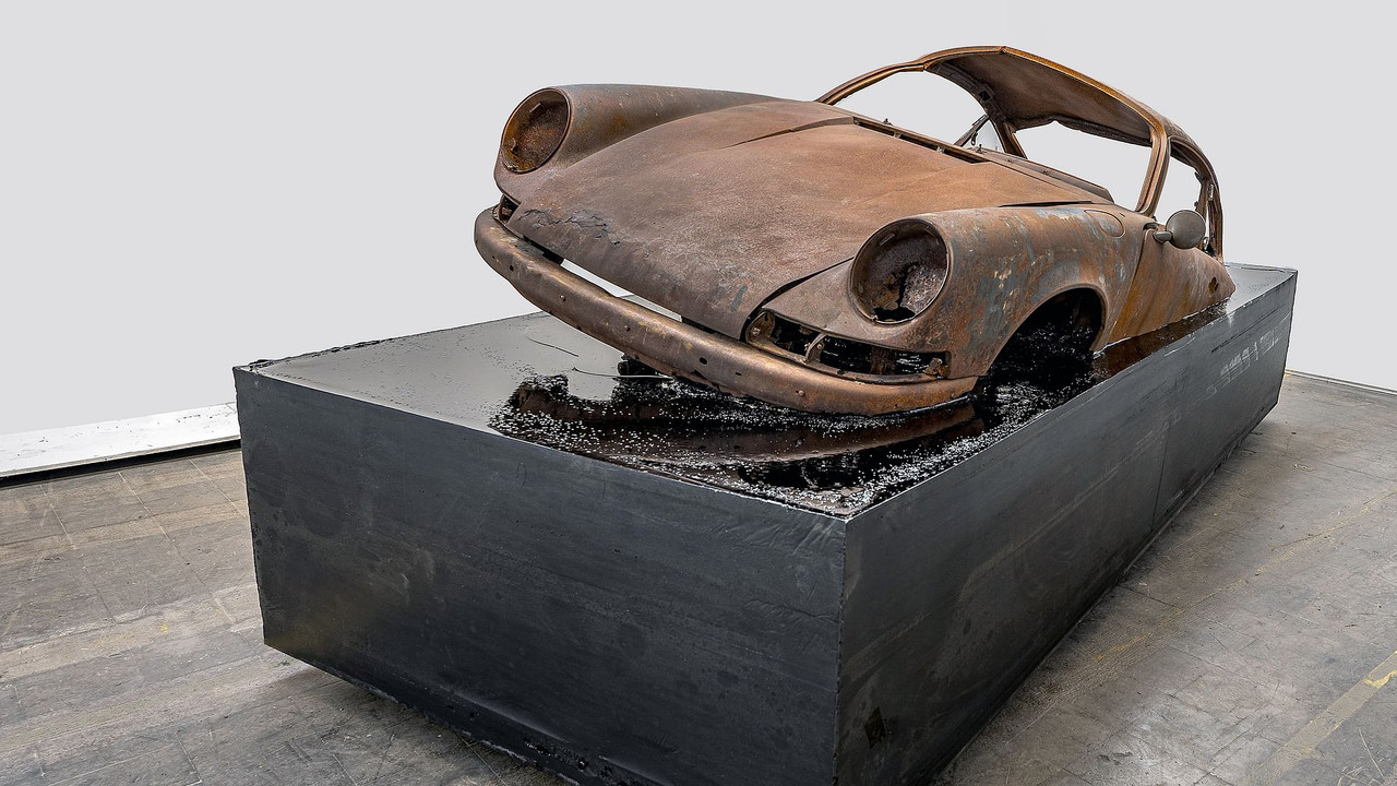 Petro-Melancholie backdrop