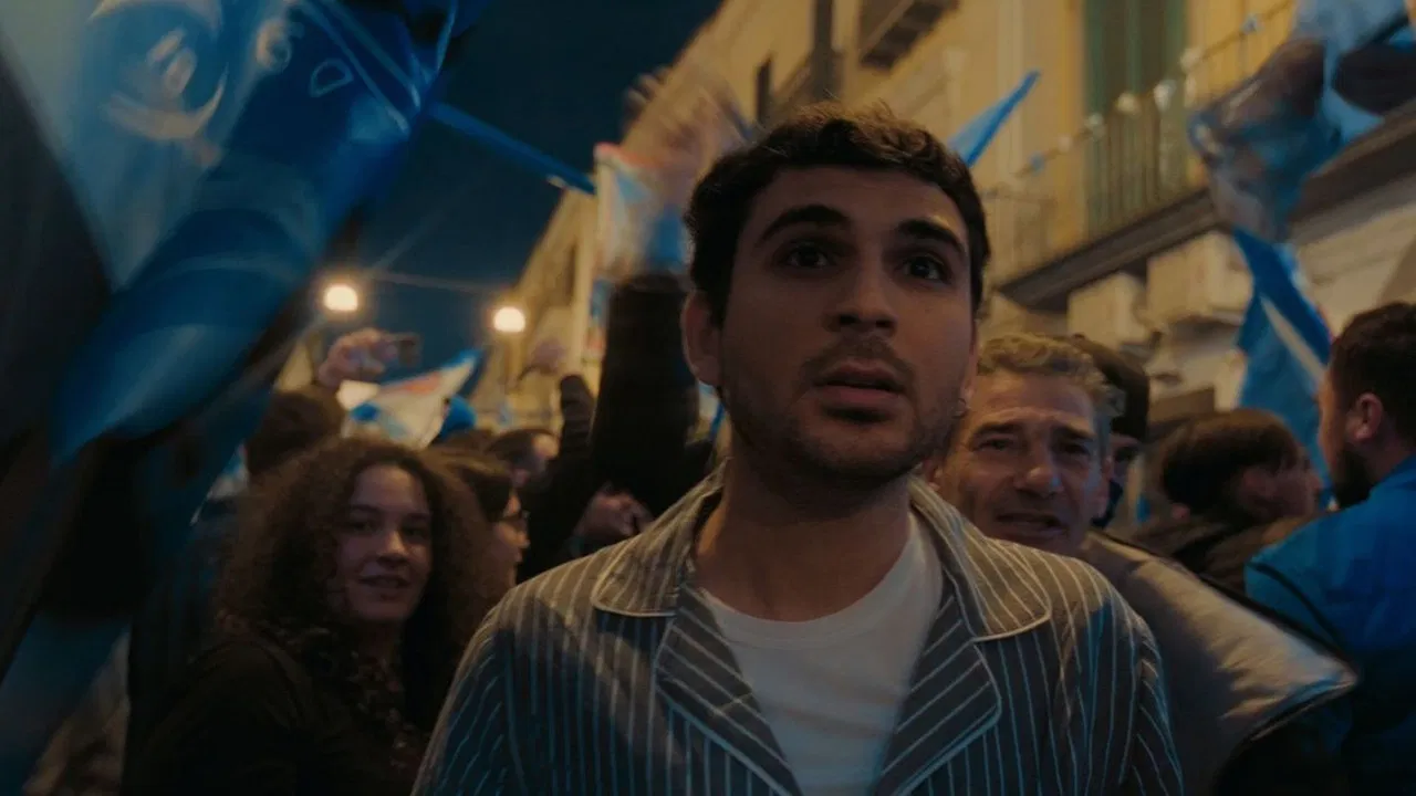 Tienimi presente backdrop