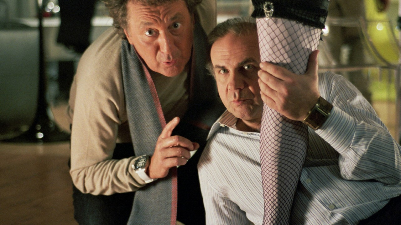 Torno a vivere da solo backdrop