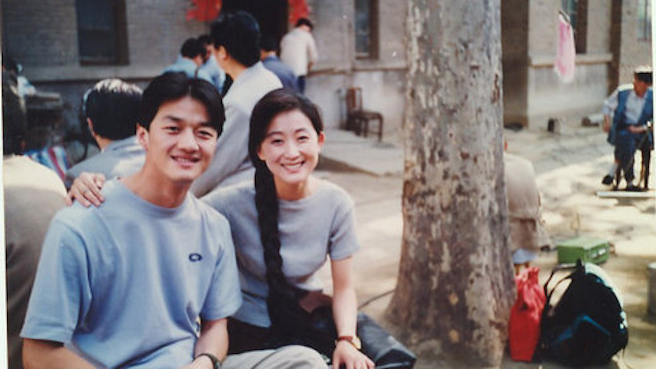 校园先锋 backdrop