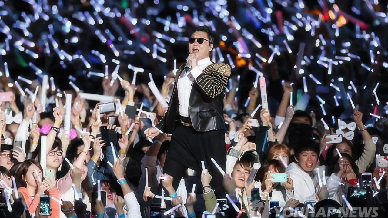 싸이 콘서트 해프닝 2013 backdrop