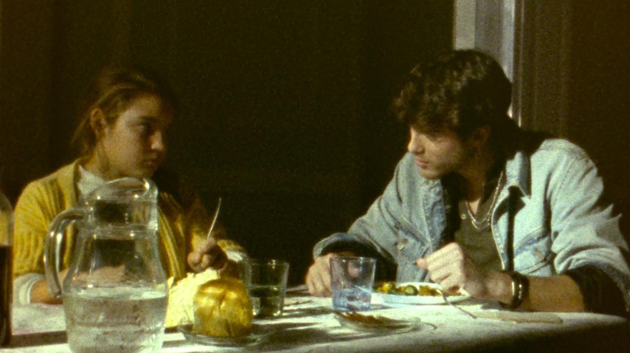 7:11 Cuarzo backdrop