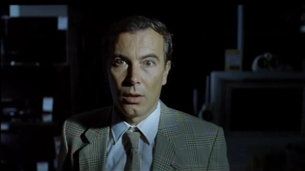 Interferenze backdrop