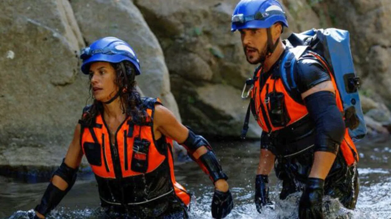 Rivière-Perdue backdrop