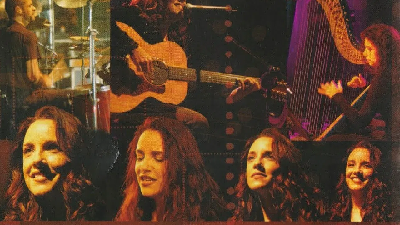 Ana Carolina: Estampado - Um Instante Que Não Pára backdrop