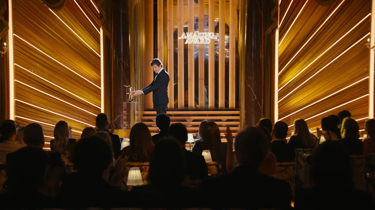 Amazing - Fabio de Luigi backdrop