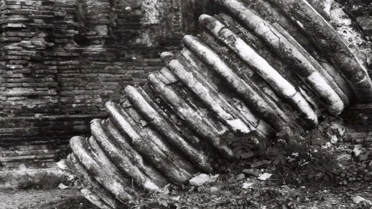One Night at the Talaenggaeng Road backdrop