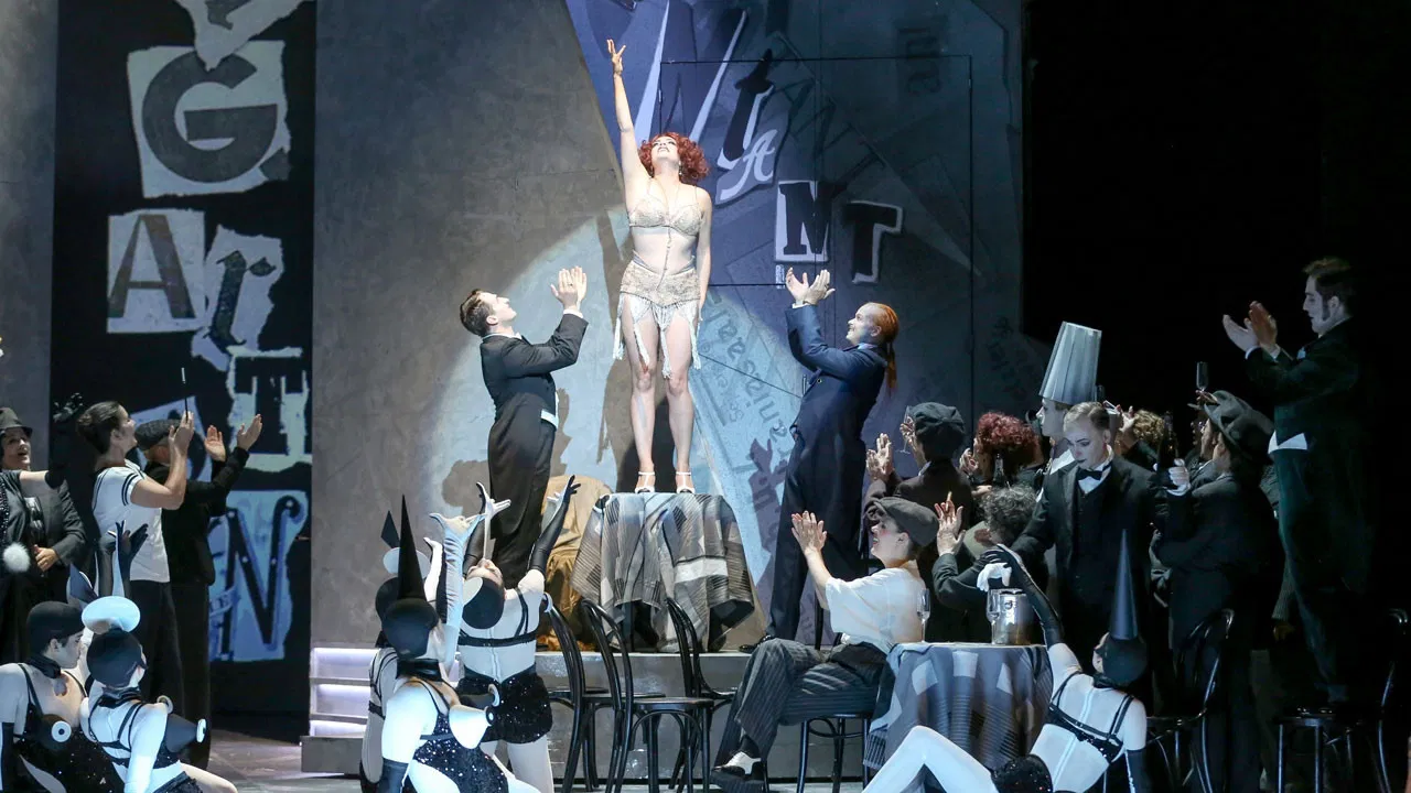 Die Csárdásfürstin backdrop