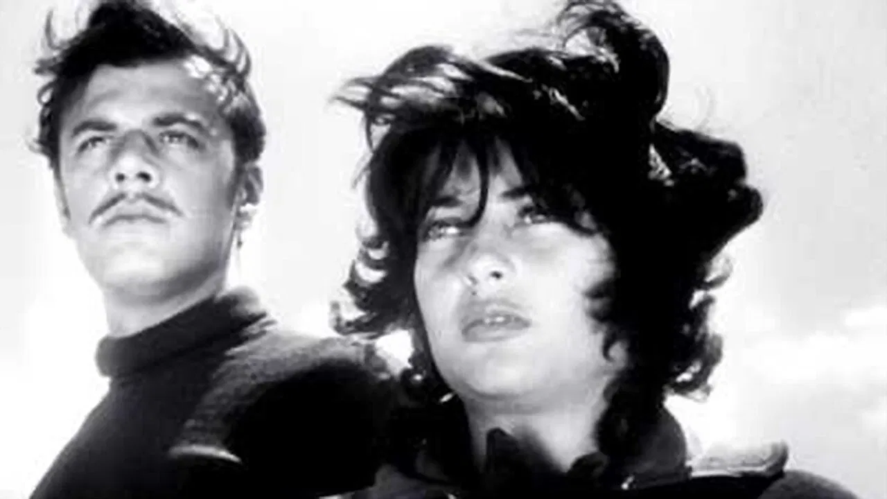 A Mulher de Longe backdrop