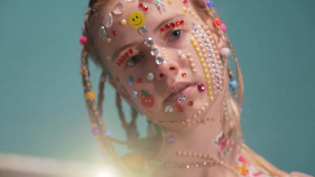 This Country is Lonely backdrop