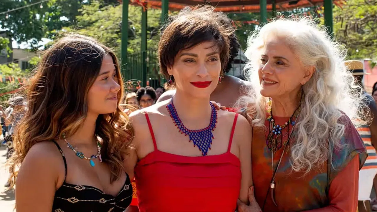 Cancer With Virgo Rising backdrop