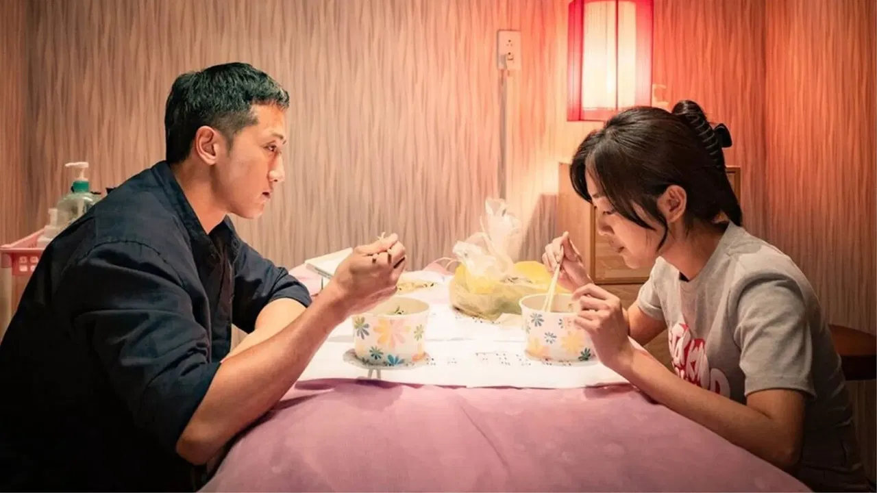 Nhật Dạ backdrop