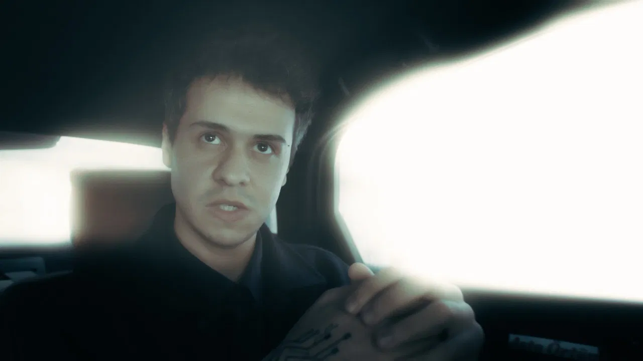 It Knows Everything backdrop