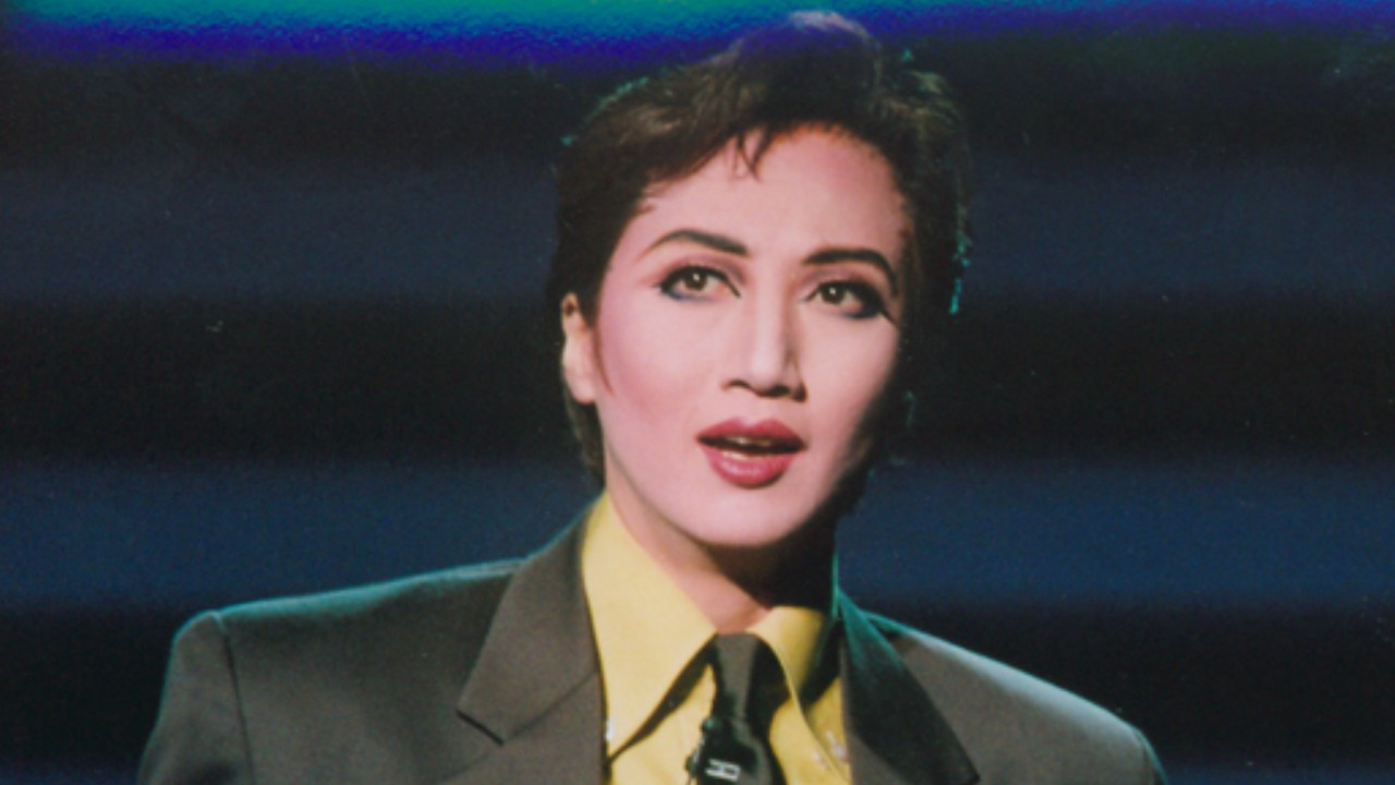 Love Insurance backdrop