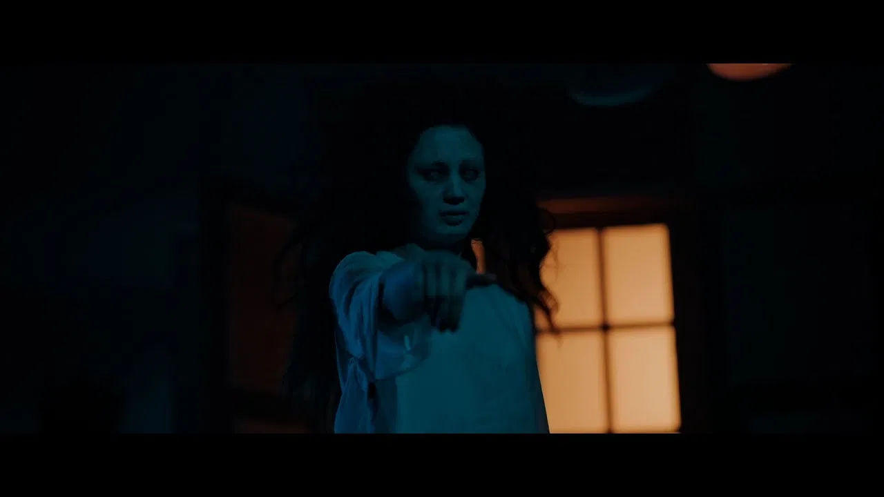 Rumah Kuntilanak backdrop