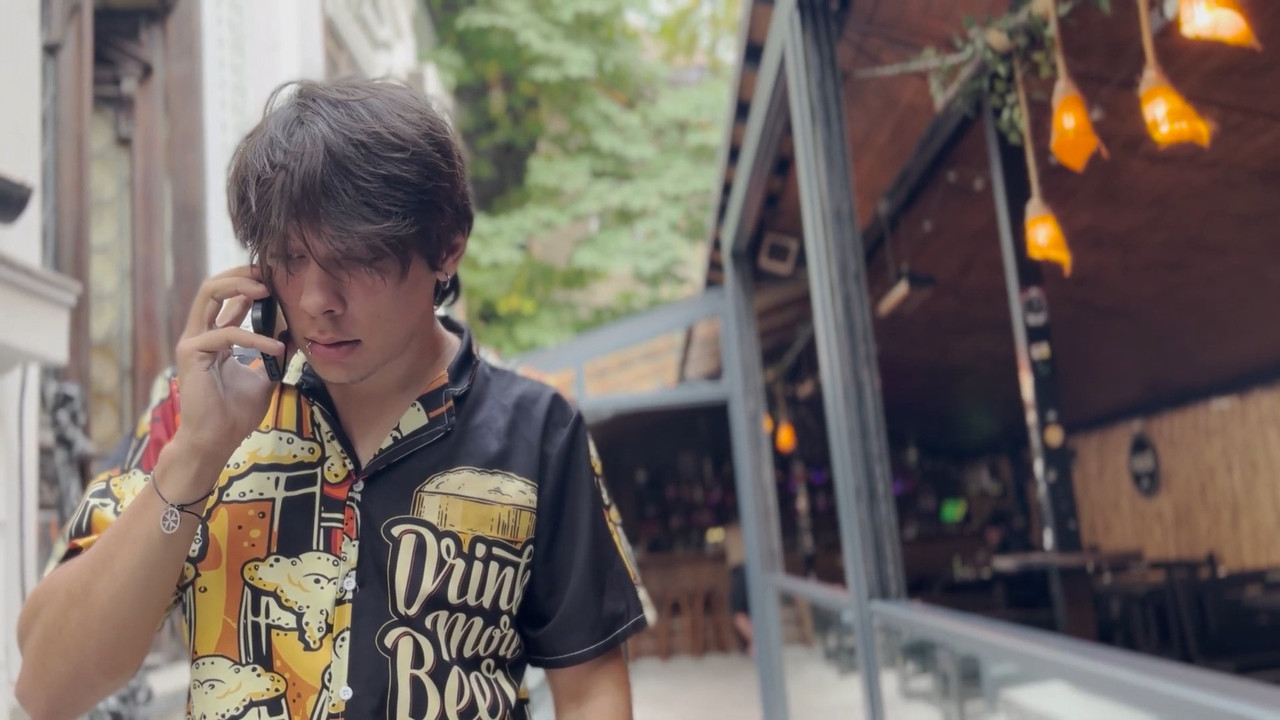 CALL ME ♡ backdrop