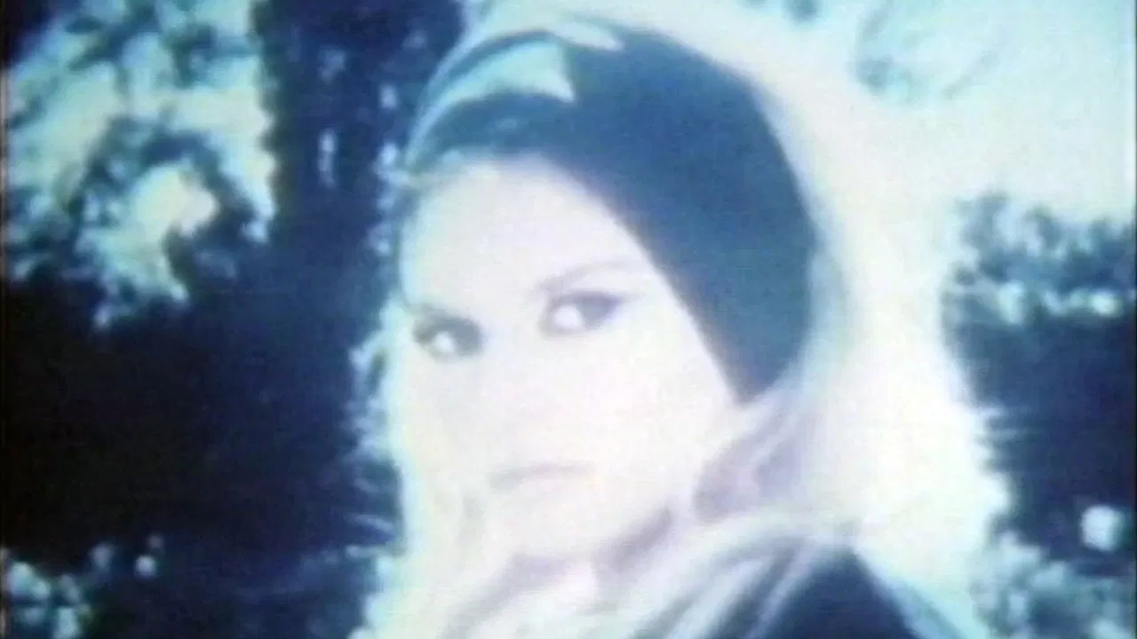 Rhonda Goes to Hollywood backdrop