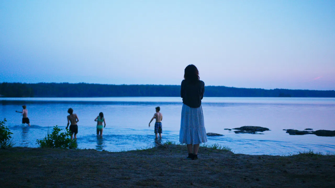 Dream on Nykvarn backdrop