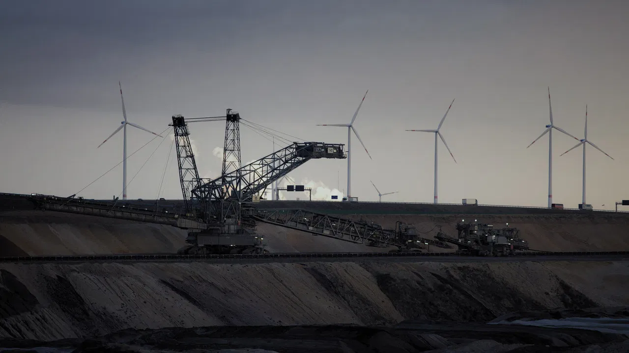 The Unpredictable Factor backdrop