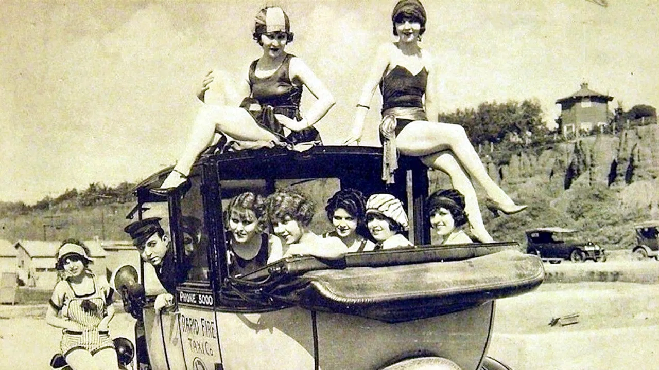 His New Mamma backdrop