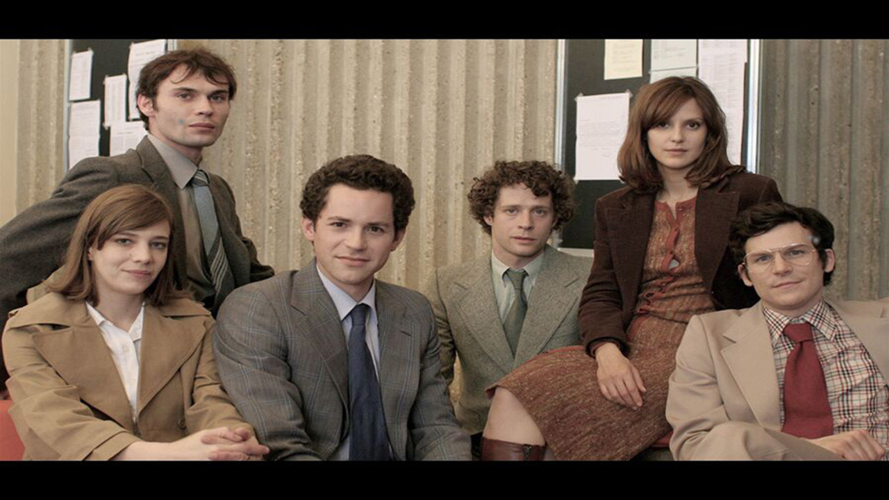 L'École du pouvoir backdrop