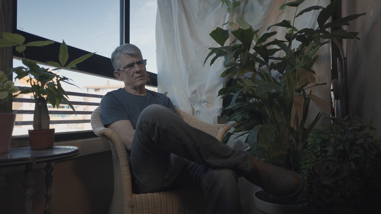 Operación Carlota: La historia de Juan Vega backdrop