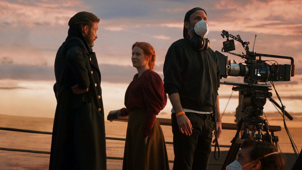 Making 1899 backdrop