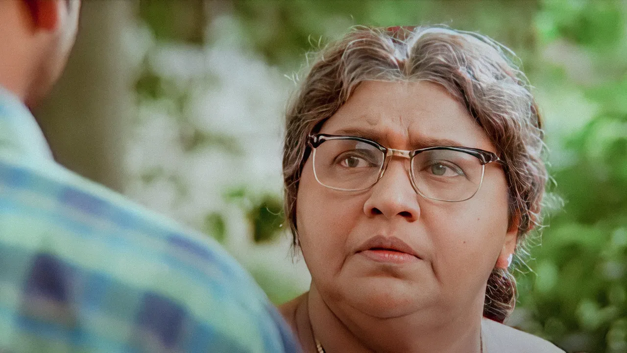 Ammakilikkoodu backdrop