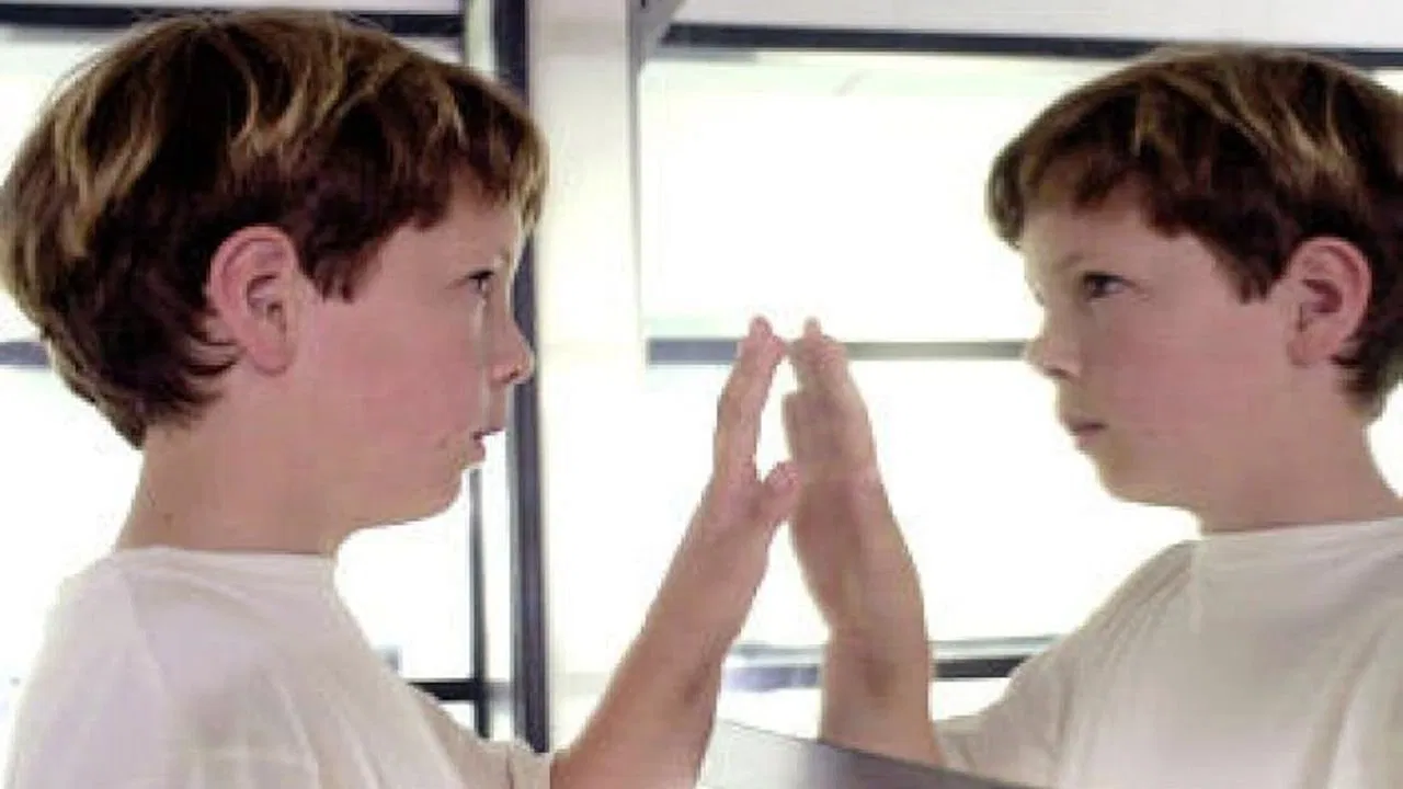 L'enfant éternel backdrop