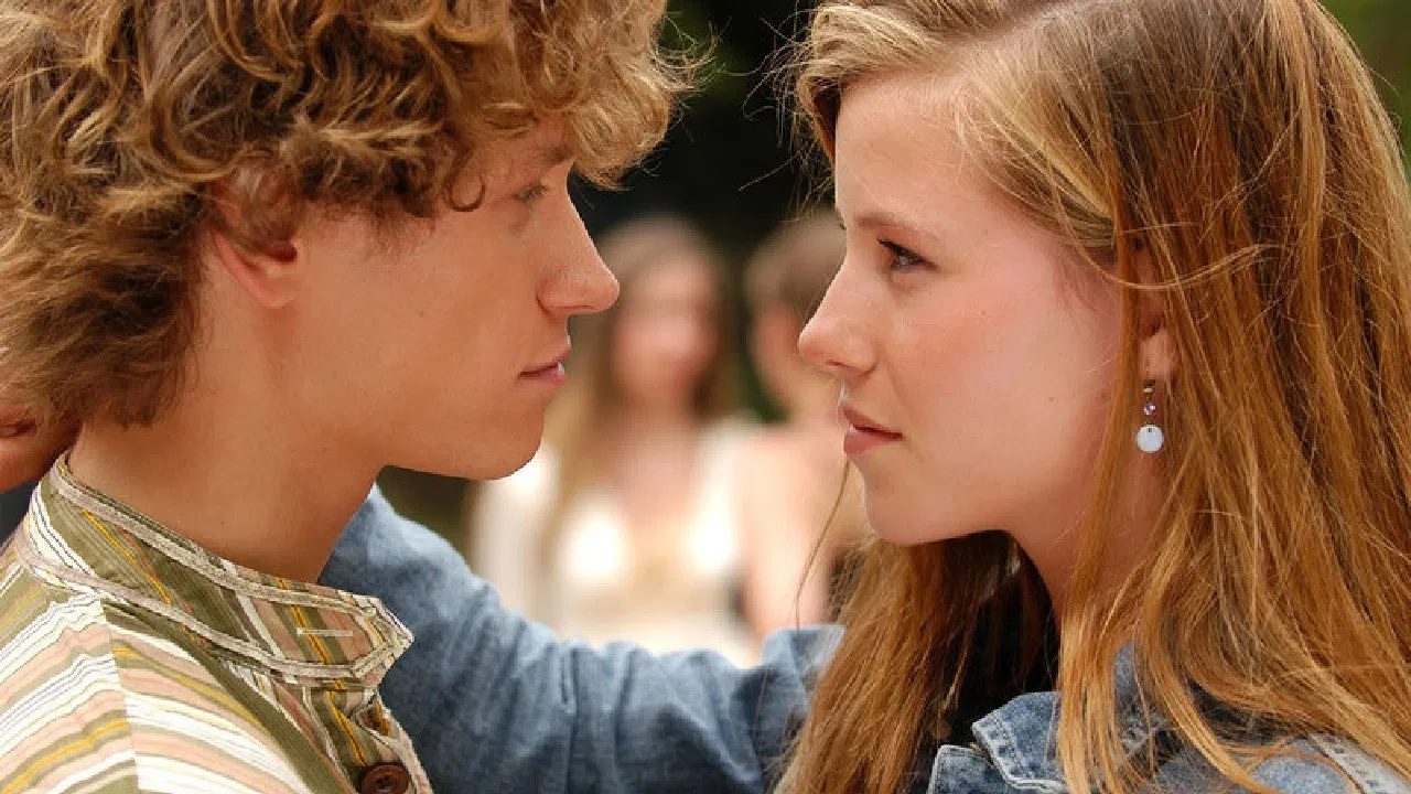 Plötzlich berühmt backdrop