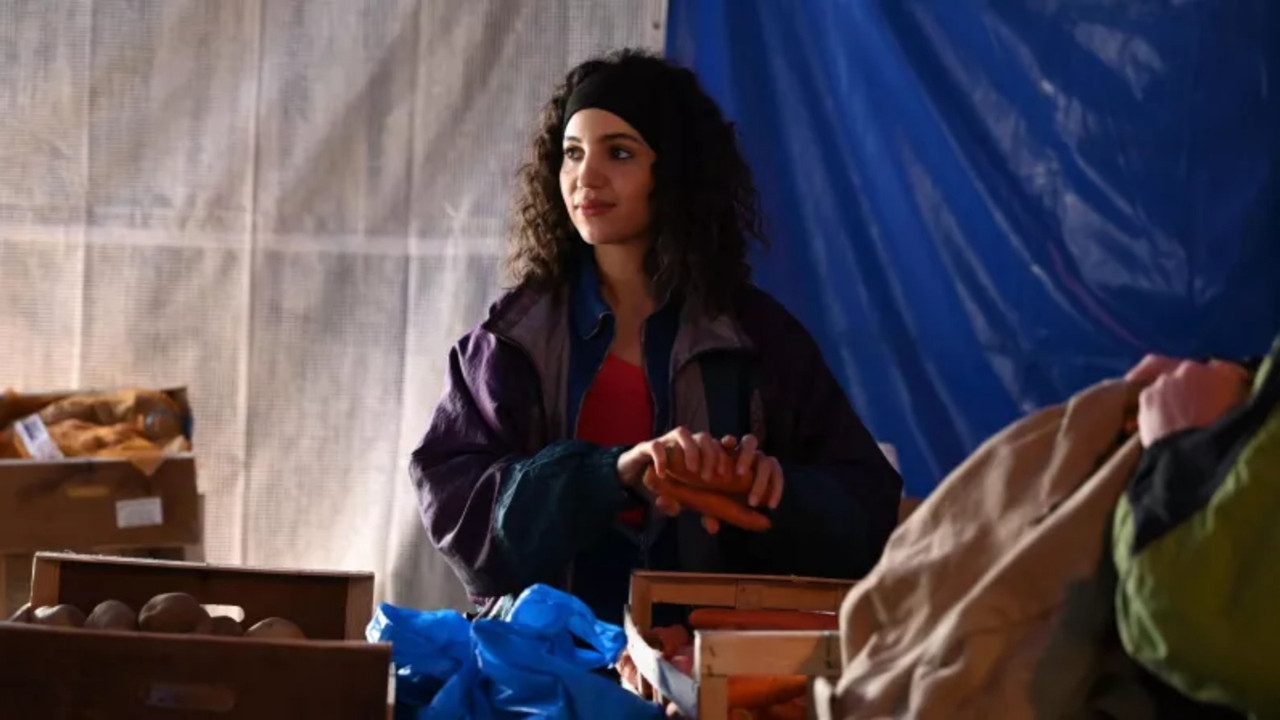 Haut les coeurs backdrop